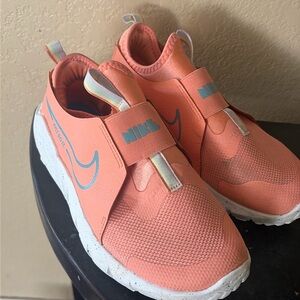 Girls Nike Shoes Size 4.5Y